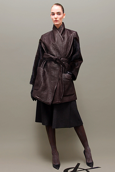 Yves Saint Laurent - Women's Ready-to-Wear - 2011 Pre-Fall